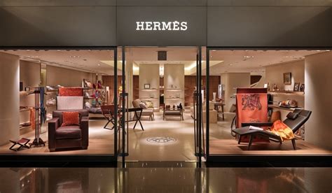 hermes stores in taiwan.